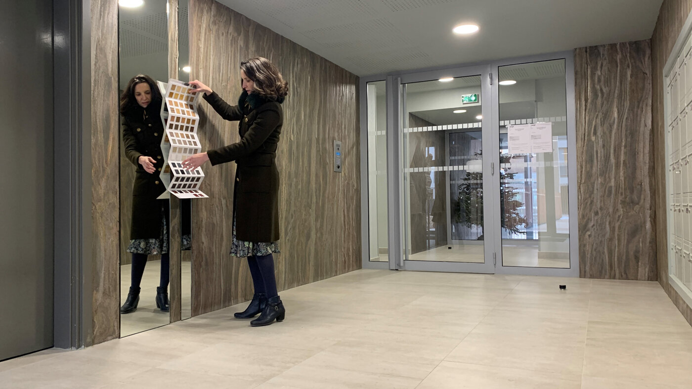 Choix des matières dans le hall du programme Miroir d’ô à Meudon