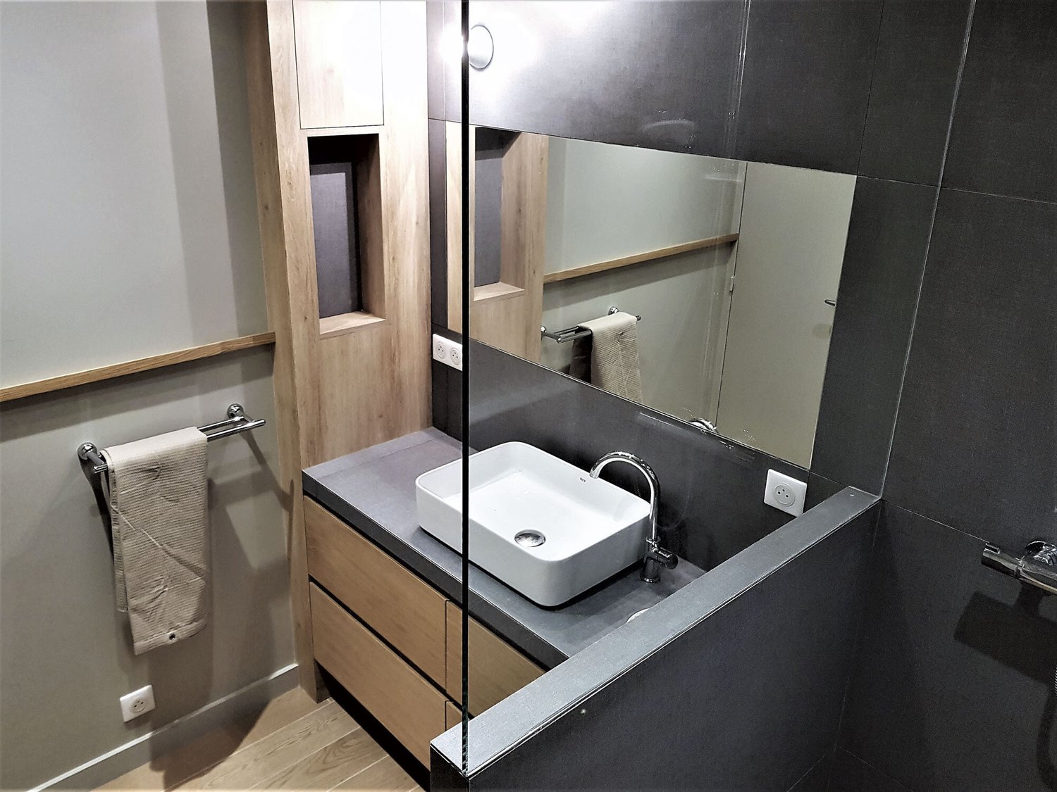 Pied-à-terre ultra fonctionnel | Belleville, Paris — photographie 5
